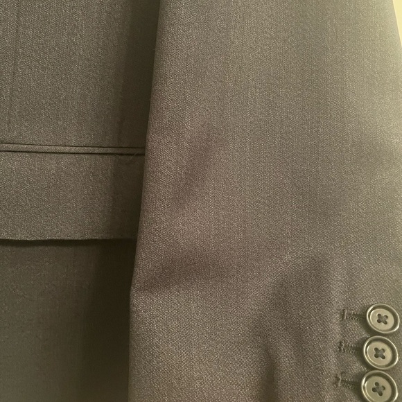COPY - Men’s 2 Piece Wool Suit - Size Large - Picture 3 of 12